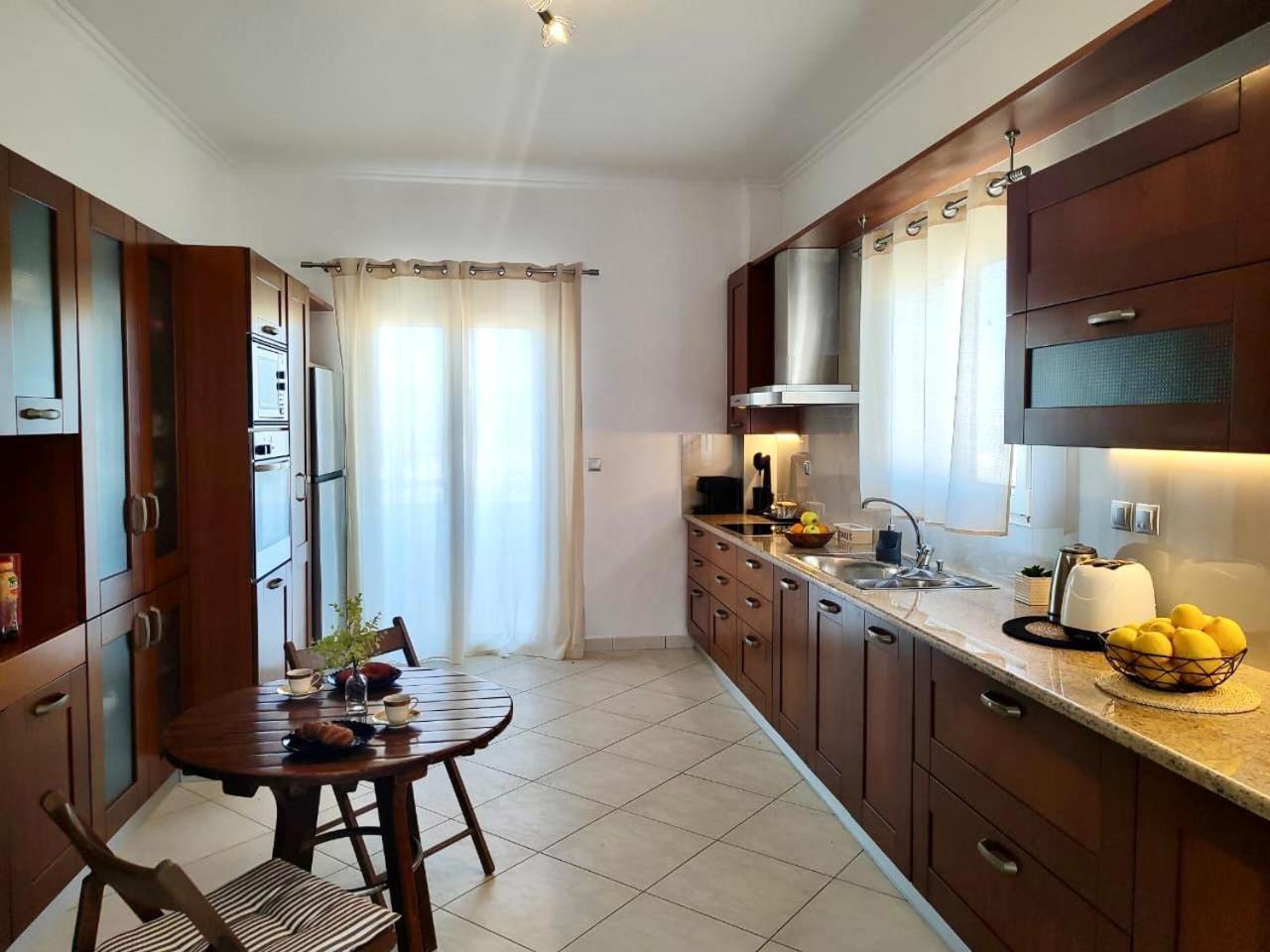 Theasis Apartments Adamantas  Esterno foto