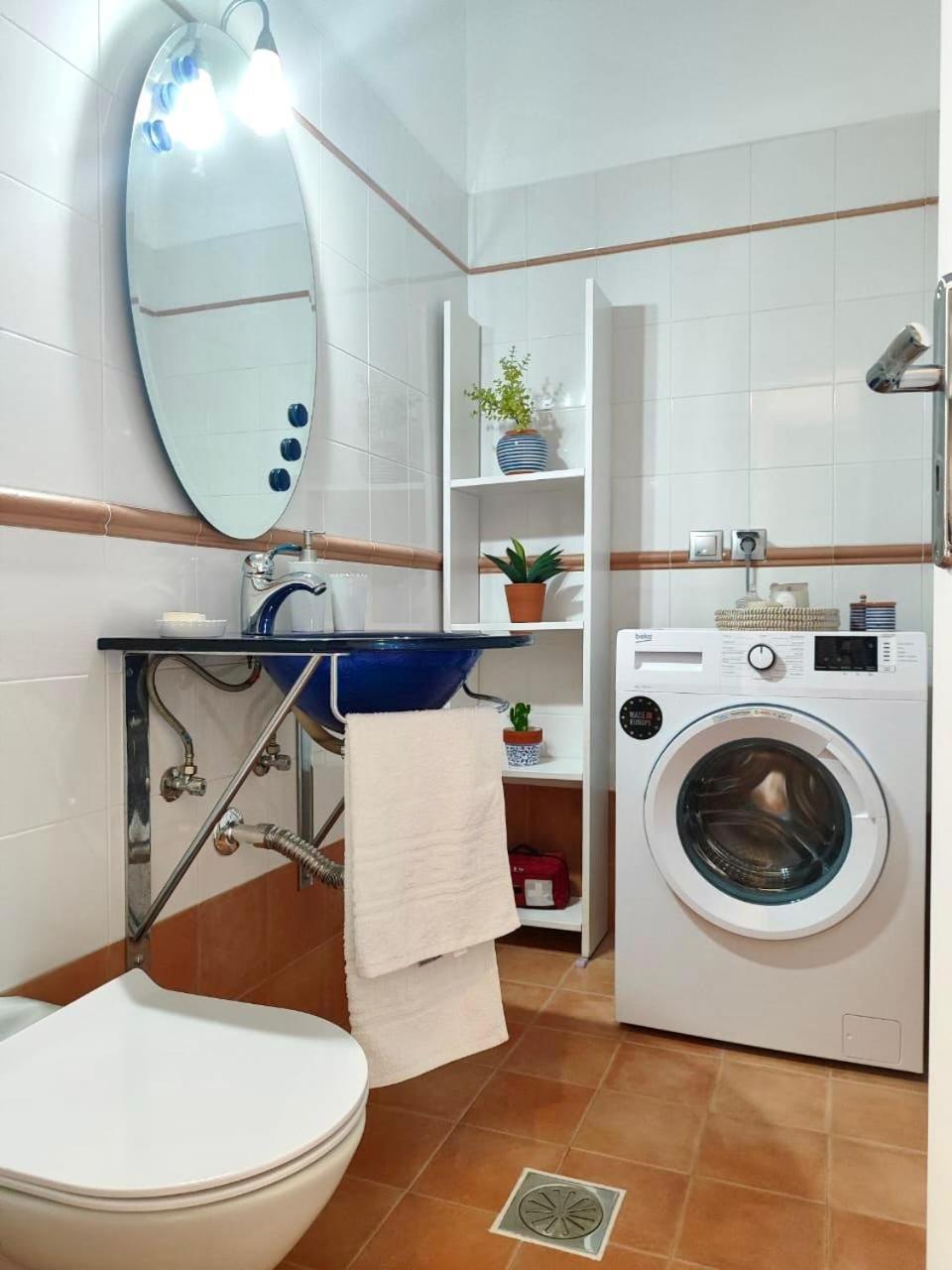 Theasis Apartments Adamantas  Esterno foto